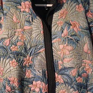 Vintage Jacket Green & Pink Floral 100% Silk Quilted Embroidered Bomber UK 16