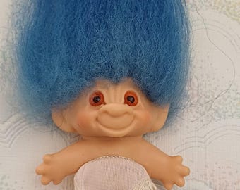 Muñeca Troll vintage de los años 80 y 90, cabello azul degradado, 28 cm de alto.