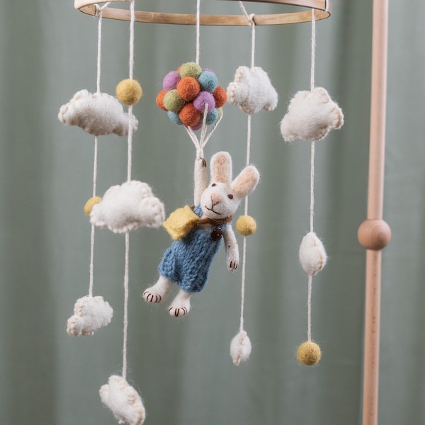 Bébé lapin mobile cloud fait à la main à partir de feutre | Ballons de lapin | Décoration chambre bébé | Cadeau baby shower, naissance, baptême | pour garçons et filles |