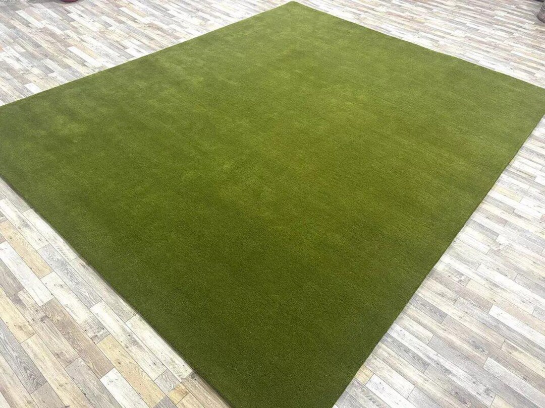 Hand Tufted Solid Green Wool Rug: Contemporary Style, 5x8 to 10x14 - Etsy