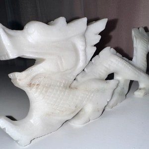 Chinese Dragon - Jadeite - White Jade - Hsiuyen - Feng shui - Crystal Gift