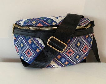 Women's Belt Bag in quality fabric and fully lined.