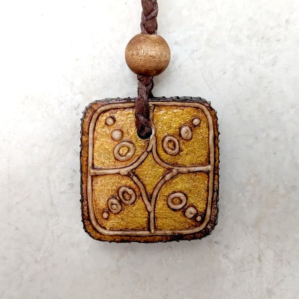 08 - LAMAT - Mayan Seal Amulet / Pendant - Yellow Star - Tzolkin