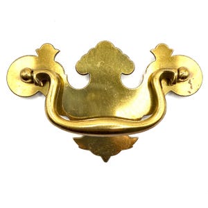 Tirador Chippendale Vintage Batwing de latón o placa de latón, argolla libre, 4" de centro a centro.