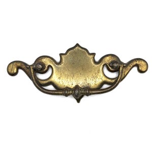 Tirador de latón Chippendale vintage, 7,6 cm de centro, 15,2 cm de largo