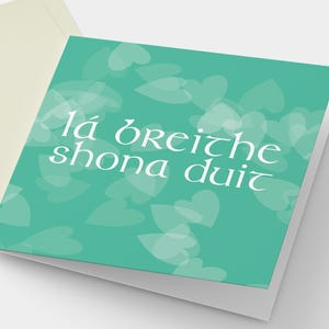 Irish Birthday Card: Green Shamrock Design - Lá Breithe Shona Duit