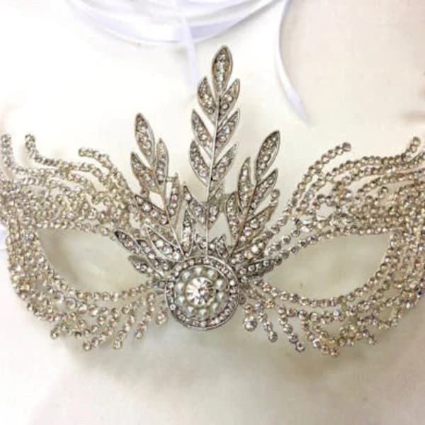 Crystal Rhinestone Masquerade Mask, Mardi Gras Mask, Masquerade Ball Mask, Bridal Mask, Crown Mask