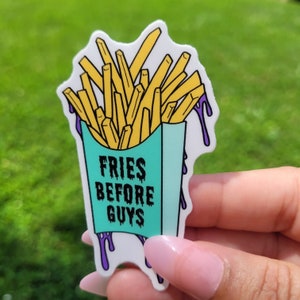 Sticker imperméable drôle, Sticker frites avant les gars, Vinyle autocollant impertinent, Stickers citation drôle, Sticker mignon pour ordinateur portable, Sticker gothique pastel