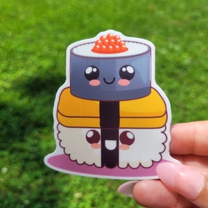 Sticker nourriture sushi mignon, sticker pour ordinateur portable drôle, autocollant japonais, pour Hydroflask, rouleau de sushi mignon