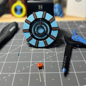 Arc reactor magnetic chest emblem
