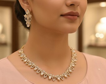 Bruidssieradenset zirkonia: goud/verzilverde trouwketting en oorbellen