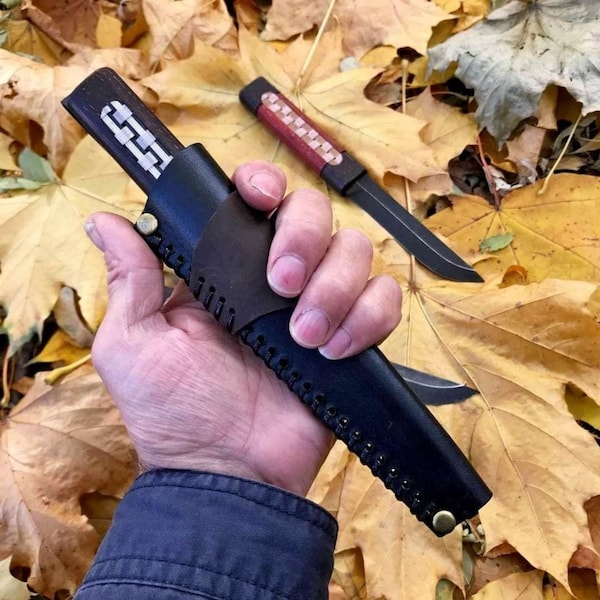 Custom fixed blade knife and sheath. Sharp Hunting Knife Wooden handle  D2 steel. Bush Craft Kiridashi Blade with Sheath.