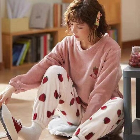 Winter Warm Flannel Women Pyjamas Sets Thick Coral Velvet Long