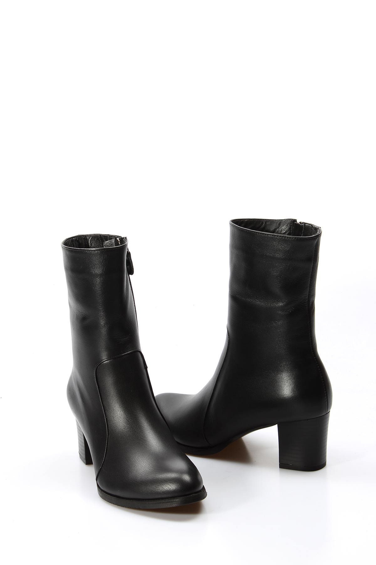 heeled black boots for women