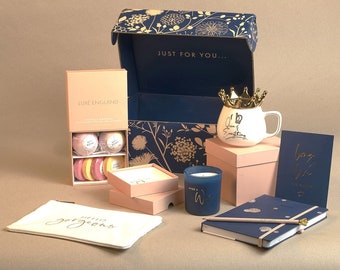 Royal Gift Box - Unique Gift Basket for Her - by Luxe England Gifts