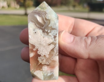 HQ Gorgeous Green Flower Agate Tower U-I with blush pink flowers and transparent banding!