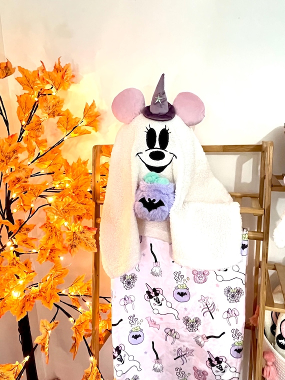 Disney Minnie Mouse Ghost, Empire and Other Halloween Yard Décor