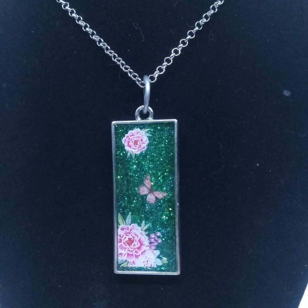 Resin Flower Necklace Rectangle Etsy