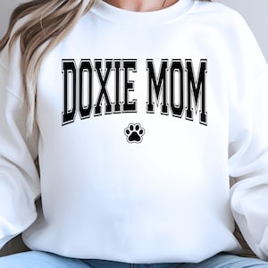 Doxie Mom SVG, Dachshund Mom SVG, Doxie Mama, Doxie PNG, Dog Mom Png, Wiener Dog Svg, Mothers Day Svg, Paw Print Svg, Cricut Cut File