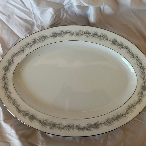 Style House "Duchess" Fine China 14 inch Oval Platter