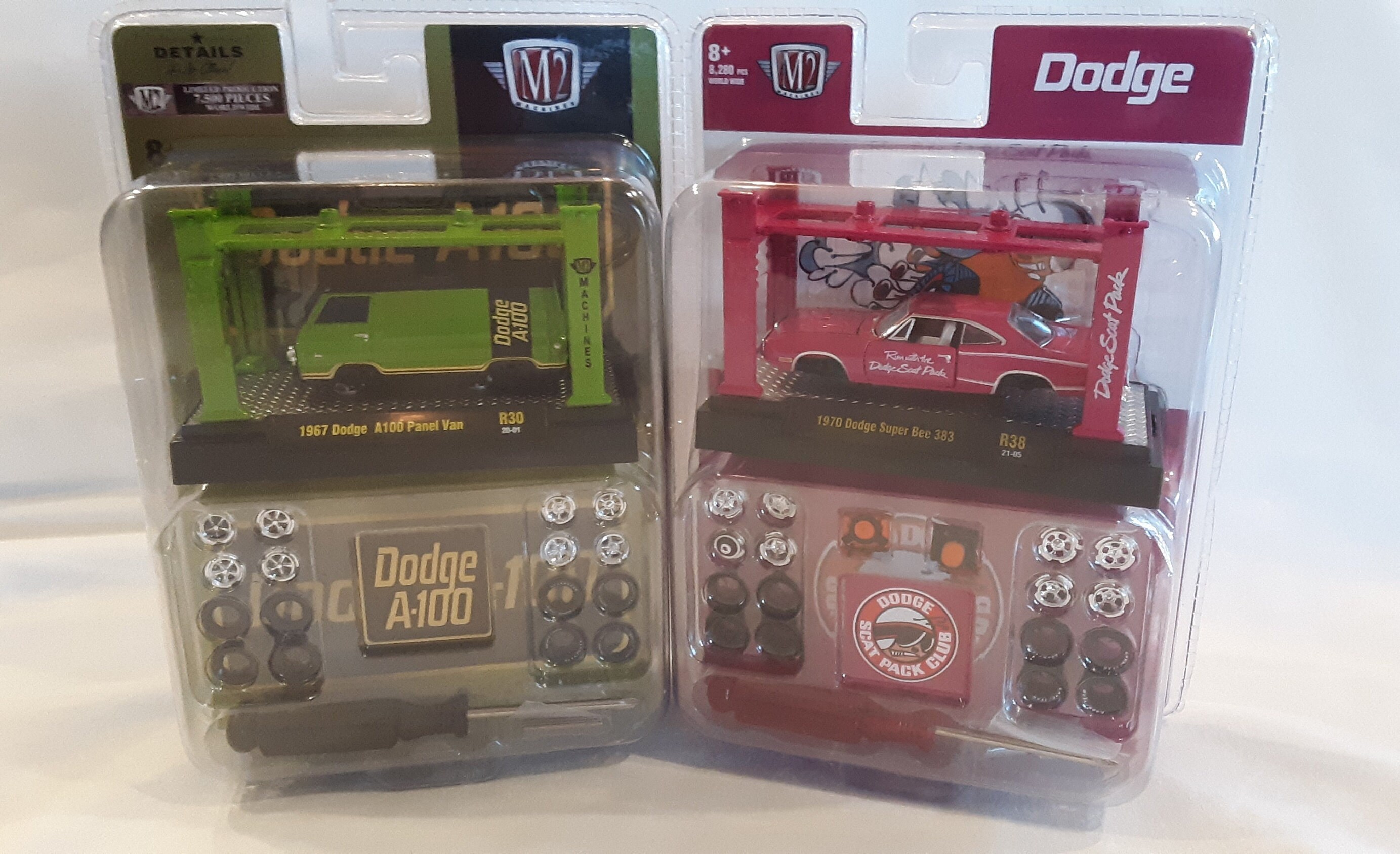 Kit Modèle M2 Machines 1967 Dodge A100 Panel Van à L'échelle 1:64 - Occasion