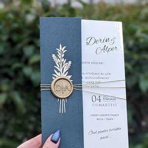 Gefaltet Smaragdgrün und Gold Hochzeitseinladungskarte, Goldrahmen, Goldbaummuster Einladungskarte, Hochwertiges Papier, Minimalistisches Design