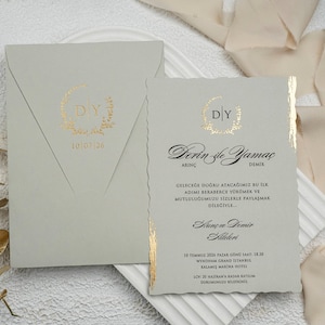 Enveloppe grise et faire-part de mariage feuille d'or, cadre doré, invitation scellée à la cire personnalisée, faire-part de mariage minimaliste, invitation élégante