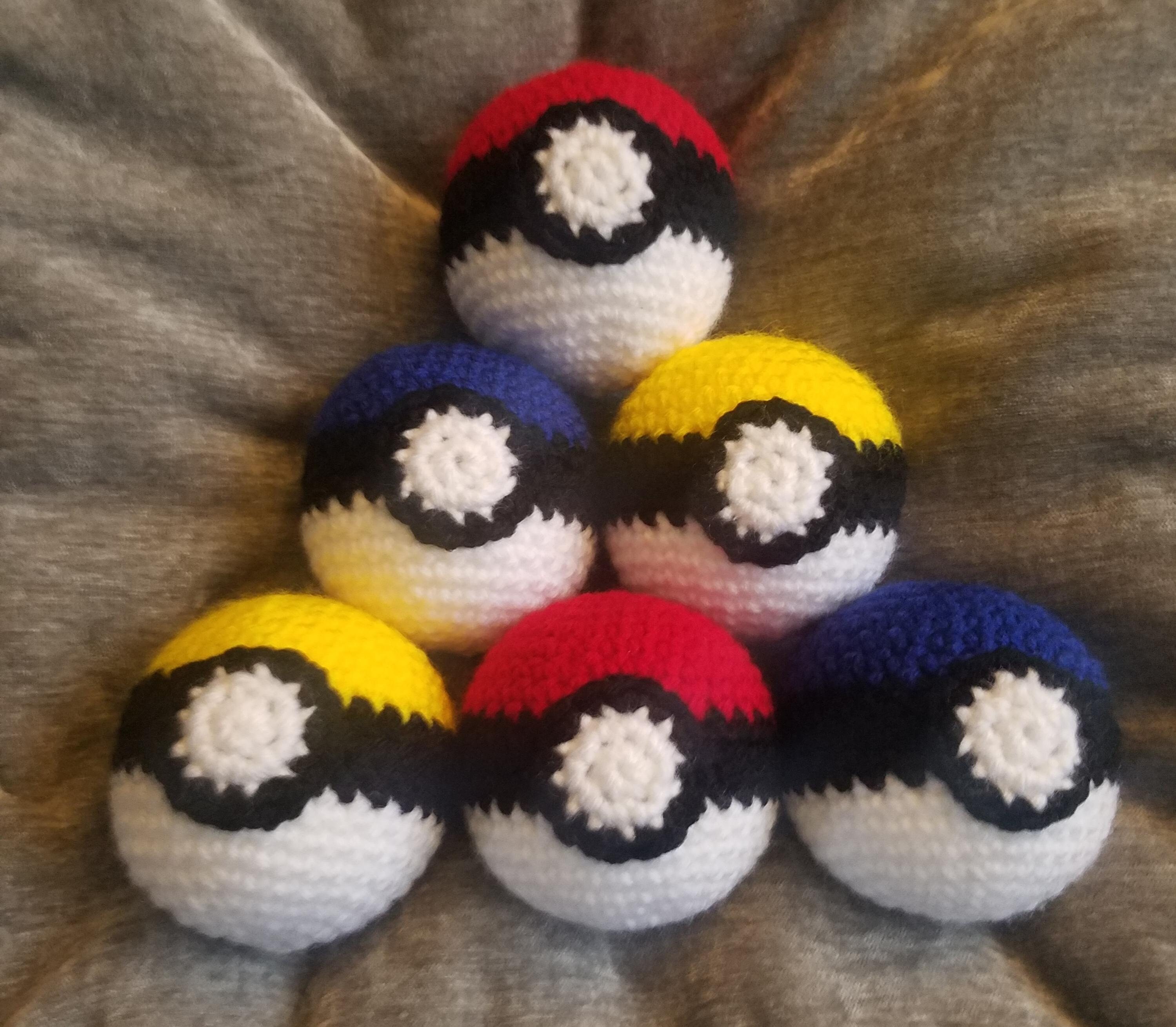 Pokeball Crochet Pattern - 3 Inch - Etsy