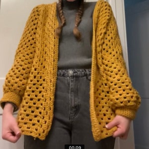 Cardigan au crochet personnalisé image 1