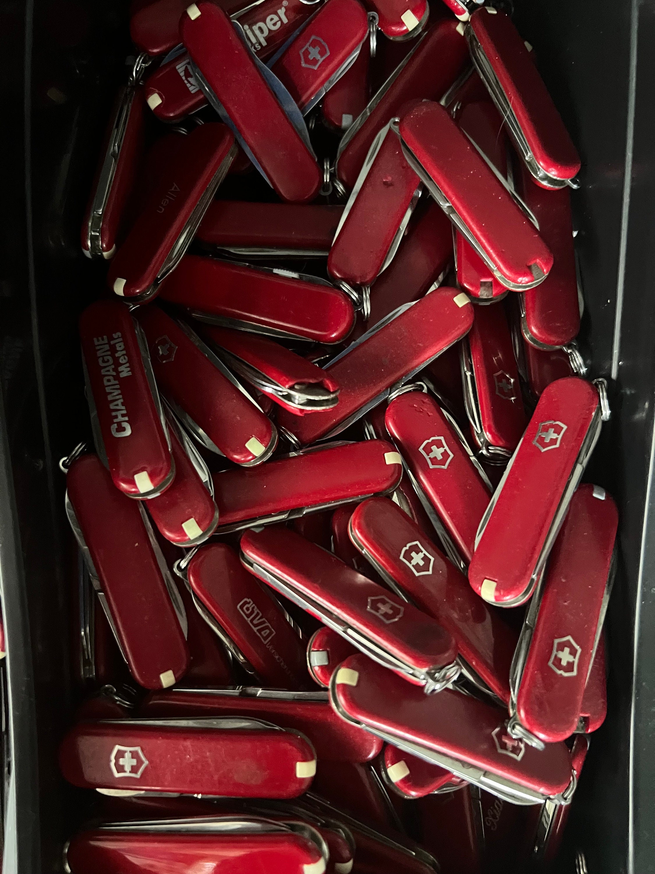 Victorinox, Swiss Army Classic SD, 58mm, used, Red, pocket knife, 7 tools, scissors, file, SAK, red handles, birthday or holiday gift