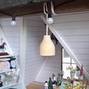 1:12 Miniature Dollhouse Wooden Lamp Shade Decoration Pedal Lamp Dolls House Dollhouse Decor Farmhouse Style Miniature Scene 1/12th Scale
