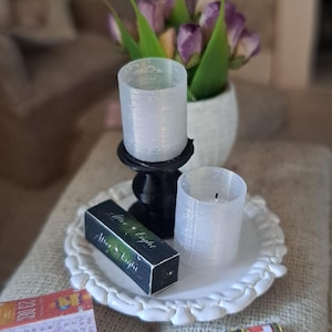 1:12 Miniature Dollhouse Candle Pillar Home Decorating Modern Dolls House Doll House Decor Miniature Scene 1/12th Scale