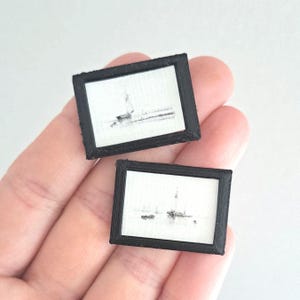Marcos para fotos, dibujos y decoración de casas de muñecas en miniatura a escala 1:12.