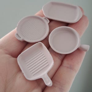1:12 Miniature Dollhouse Kitchen Cooking Pans Dollhouse Decor Decoration Dolls House Miniature Scene 1/12th Scale
