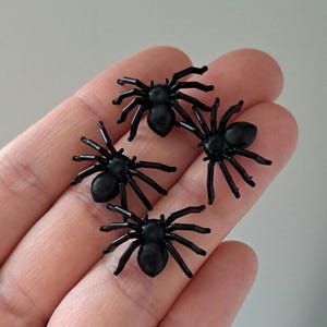 1:12 Miniature Dollhouse Halloween Spider Decorating Spooky October Decor Dolls House Miniature Scene 1/12th Scale