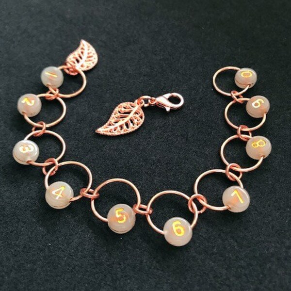 Rose Gold ROW COUNTER Chain with charms,  stitch marker, gifts, knitting accessories, bag charms