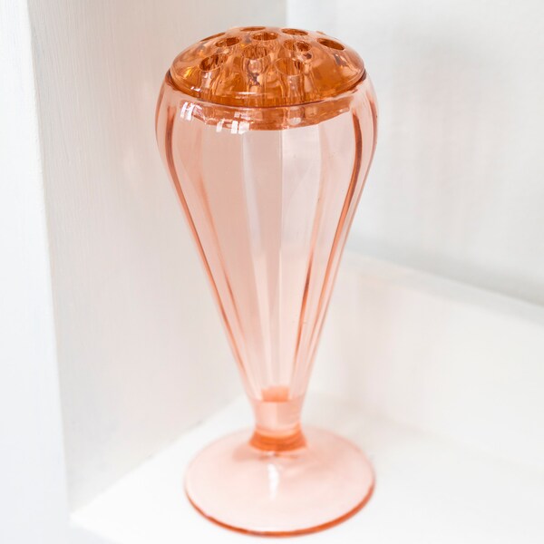 Vintage Rosa Depression Glas Vase mit Blumenfrosch