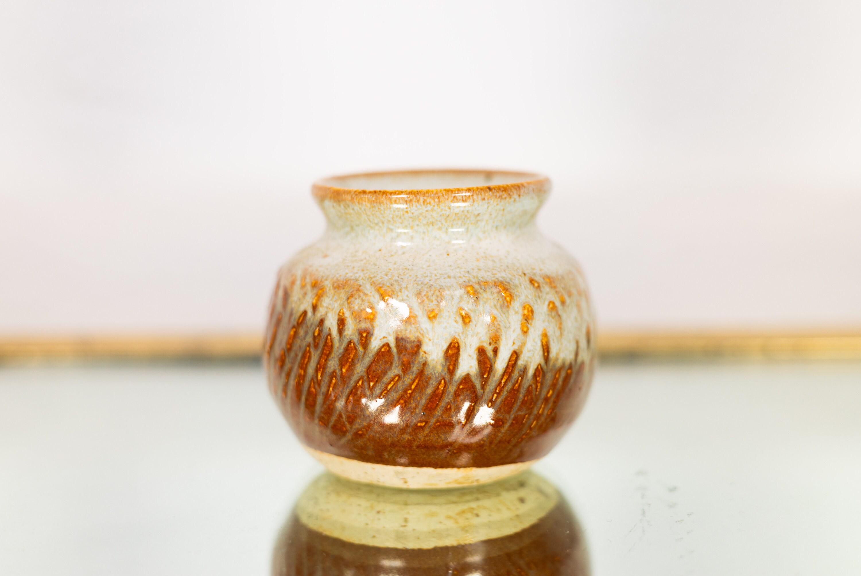 ヴィンテージ陶器の花瓶 小さな手作りの釉薬をかけた鉢の