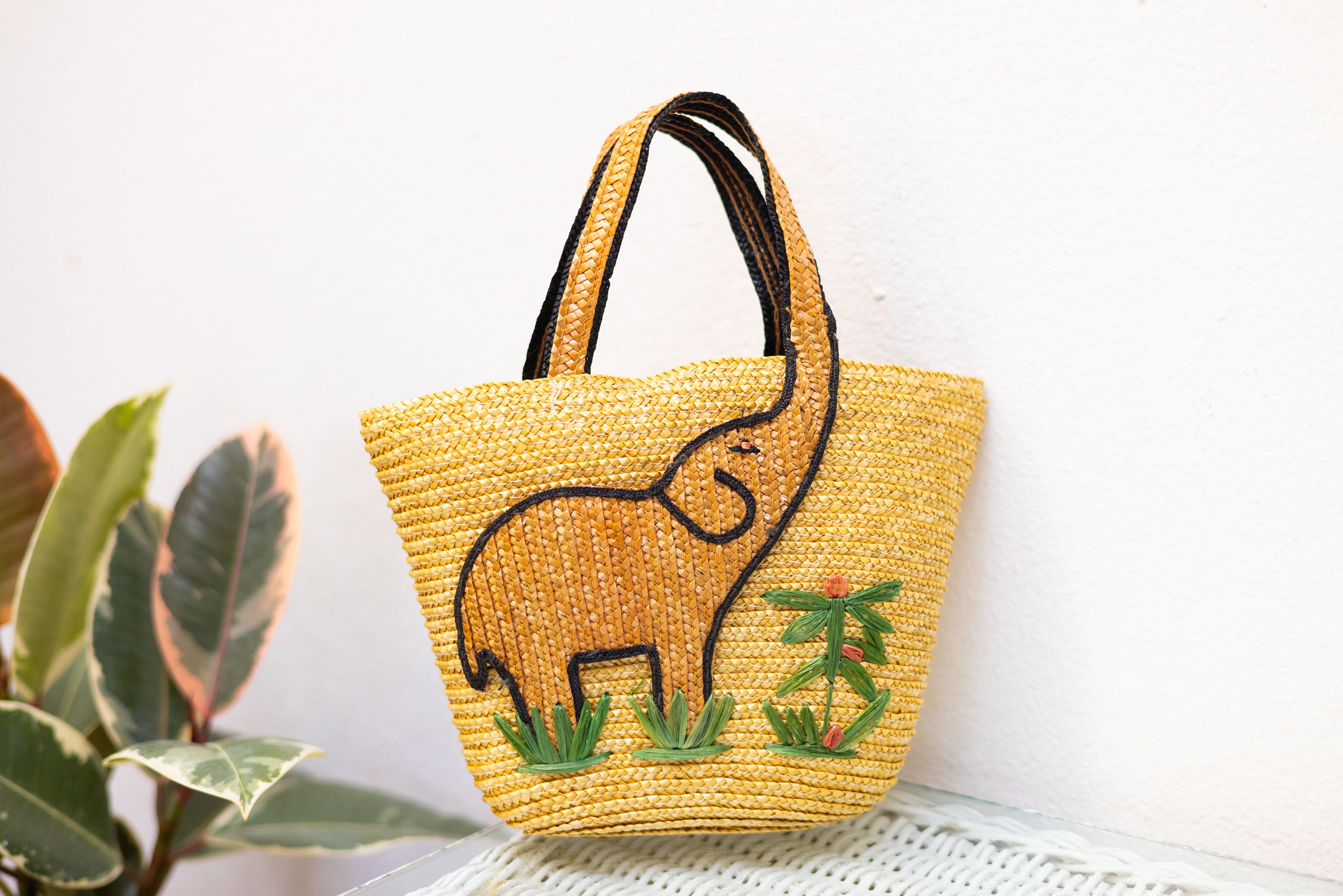 Handmade Elephant Shaped Straw Bag