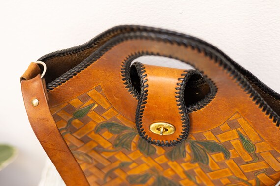 Vintage 80s Tooled Leather Handbag / Handmade Han… - image 9