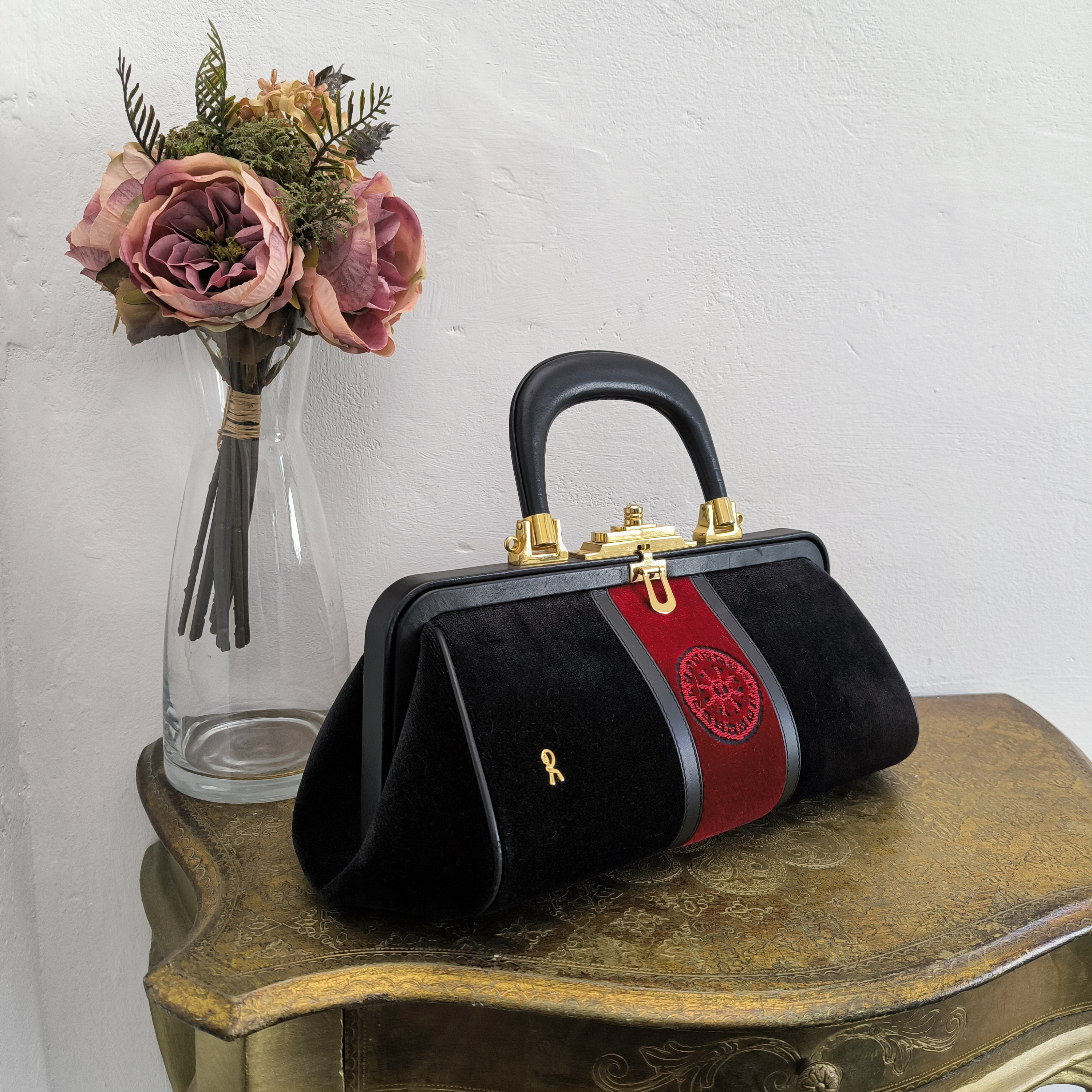 Bagonghi by Roberta From Camerino - Etsy