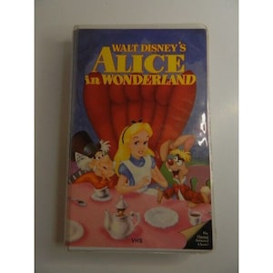 Vintage Walt Disney Black Diamond Alice in Wonderland VHS