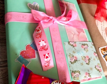 Valentine's Day Blind Date with a Book - Valentine's Day Gift for Book Lovers