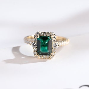 9K/14K/18K Solid Gold Lab Grown Emerald Engagement Ring/ Personlized Handmade Promise Ring with Half Pave & Halo/ Anniversary Gift for Her