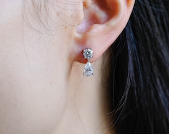 9K/14K/18K Solid Gold Round & Pear Cut Moissanite Stud Earrings/ Anniversary Gift for Women/ Tear Drop Earrings/ Gift for Her
