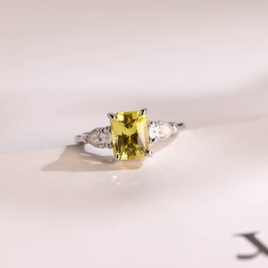 Bague trois pierres en or massif, bague de fiançailles en saphir jaune 3 carats taillé en laboratoire, bague de proposition, bague de promesse pour elle