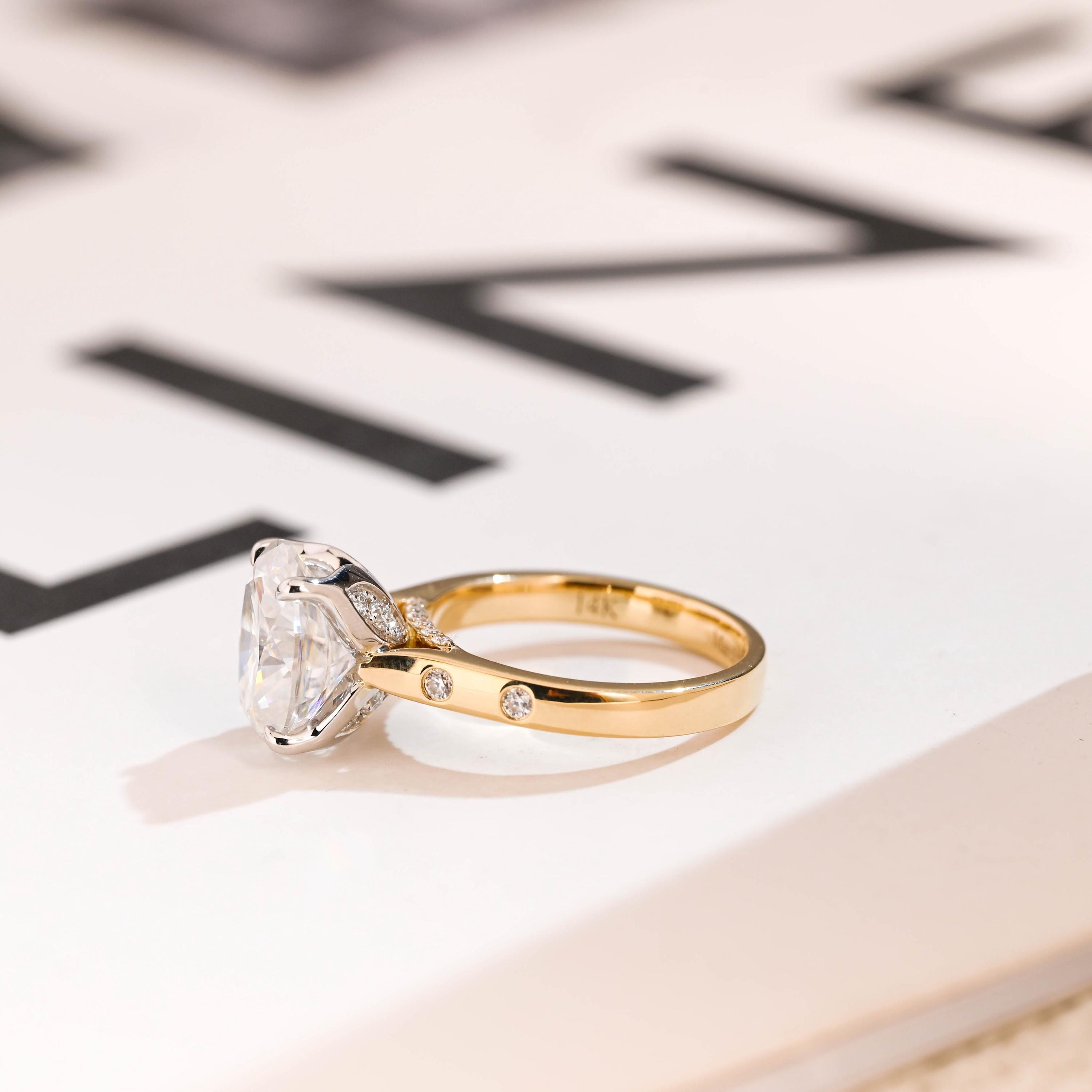 その他 Noto IGI Certified Two Tone Oval Lab Grown Diamond Engagement