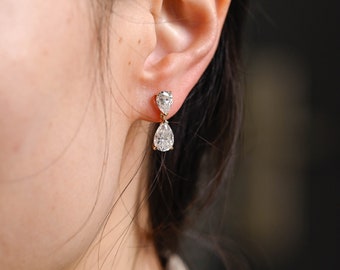 9K/14K/18K Solid Gold Pear Cut Moissanite Studs, Moissanite Earrings, Anniversary/ Birthday/ Valentine&#39;s Day Gift for Women, Wife