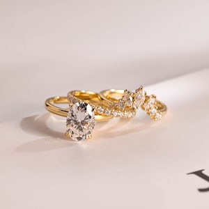 Solid Gold Oval Cut Moissanite Engagement Ring and Wedding Band Set, Bridal Set, RS-1-K
