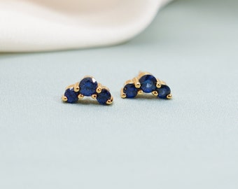 9K/14K/18K Solid Gold Round Cut Sapphire Stud Earrings/ Three Stone Earrings/ Anniversary Gift for Women/ Vintage Stud Earrings for Wife